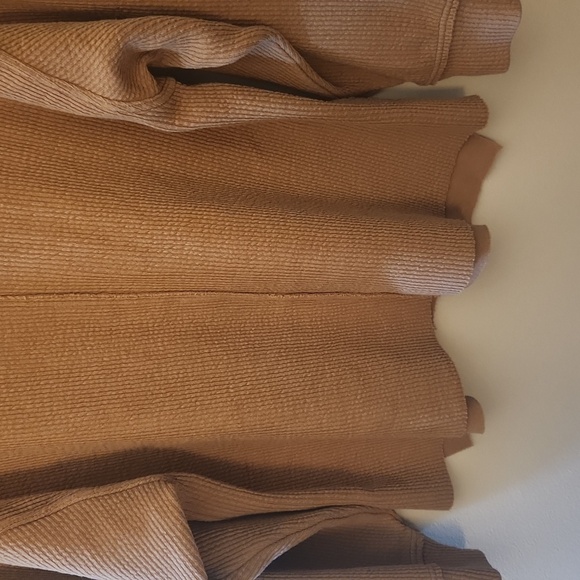 Aerie Tan Wonder Ribbed Textured V-Neck Sweatshirt, Size M - Picture 4 of 10